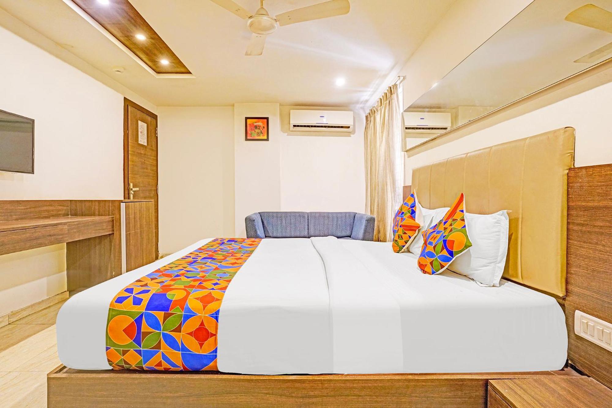 Fabhotel Prime Sky Light ヴァドーダラー エクステリア 写真
