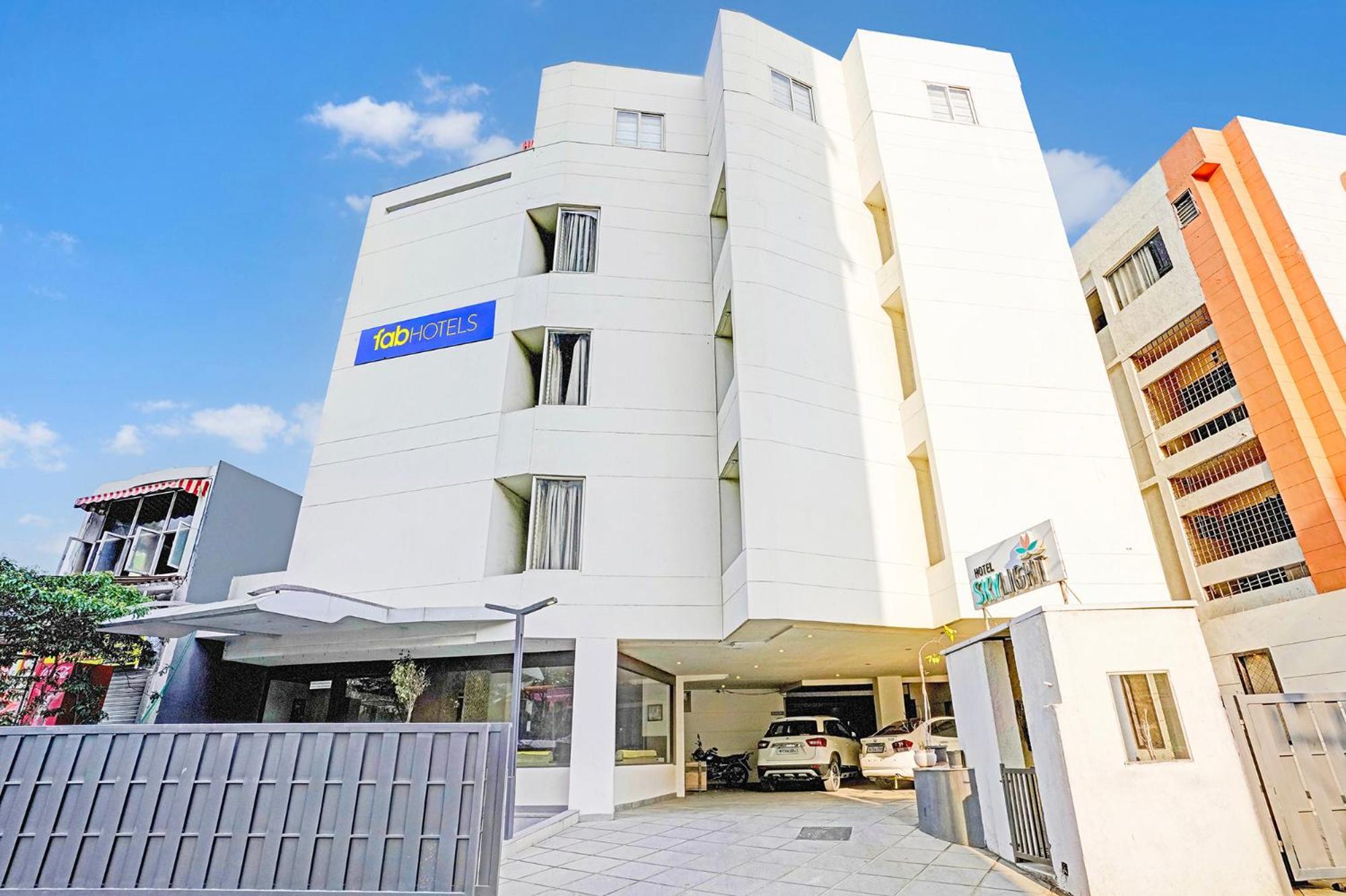 Fabhotel Prime Sky Light ヴァドーダラー エクステリア 写真