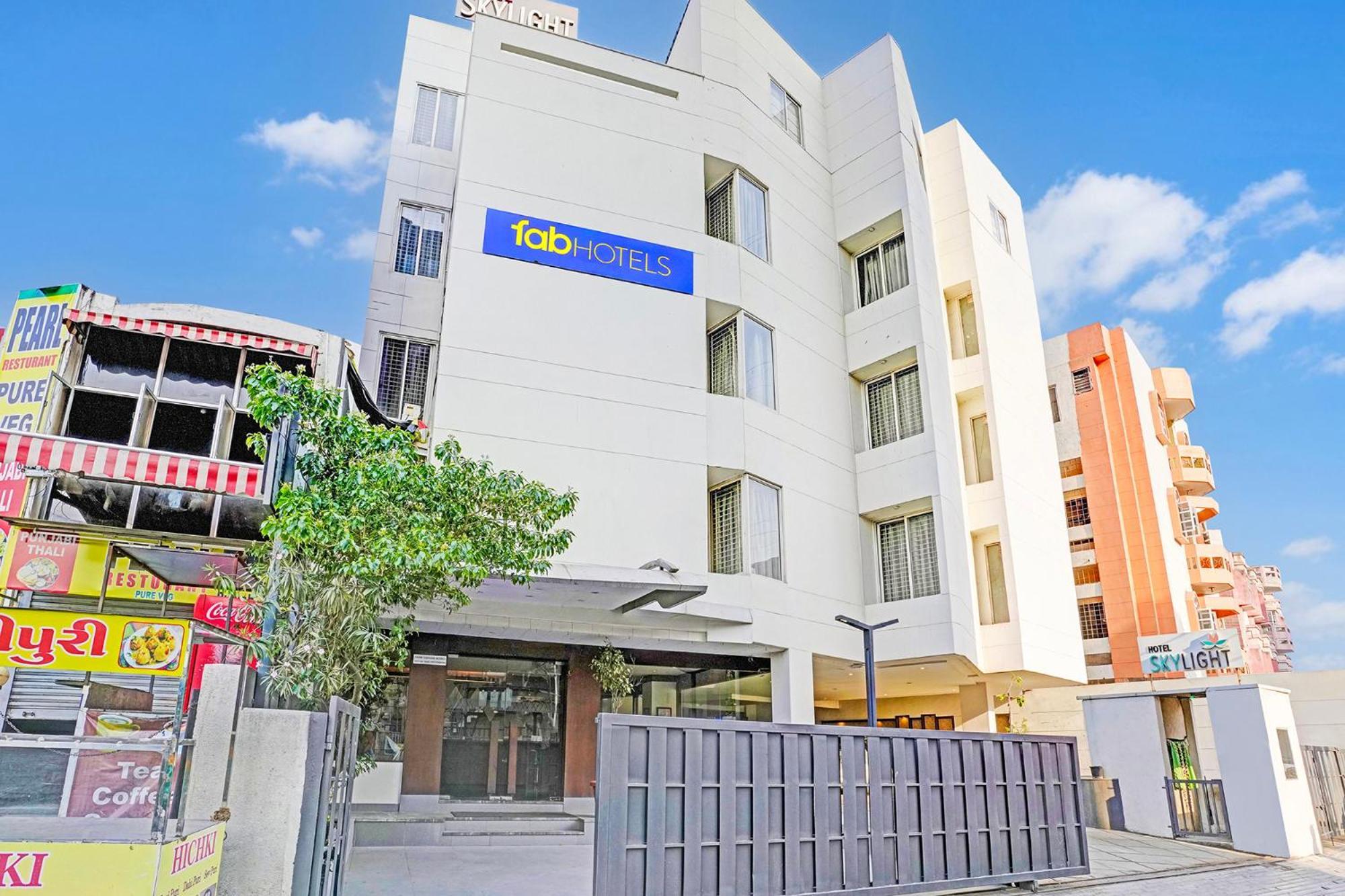 Fabhotel Prime Sky Light ヴァドーダラー エクステリア 写真