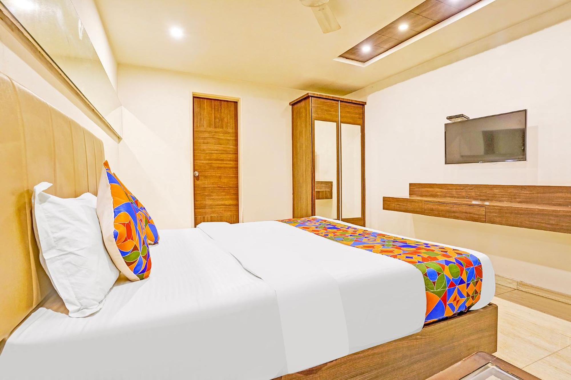 Fabhotel Prime Sky Light ヴァドーダラー エクステリア 写真